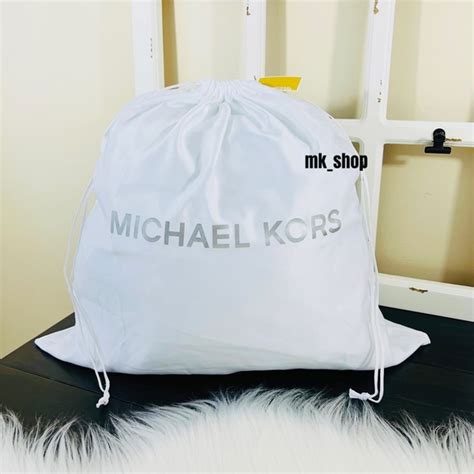 michael kors dust cover bag|Michael Kors dust bag missing.